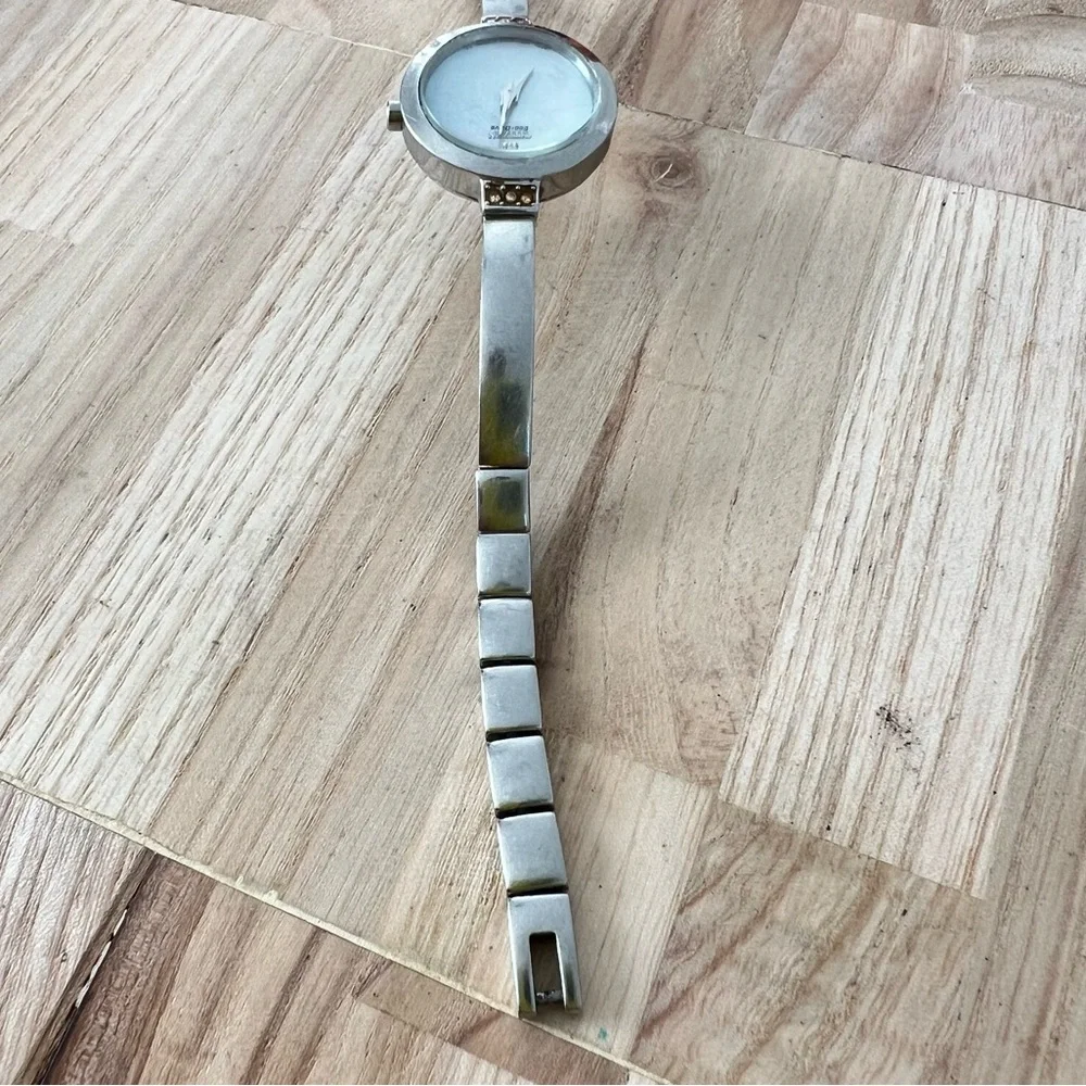 Citizen eco-drive ladies round silver tone bracelet solar power watch